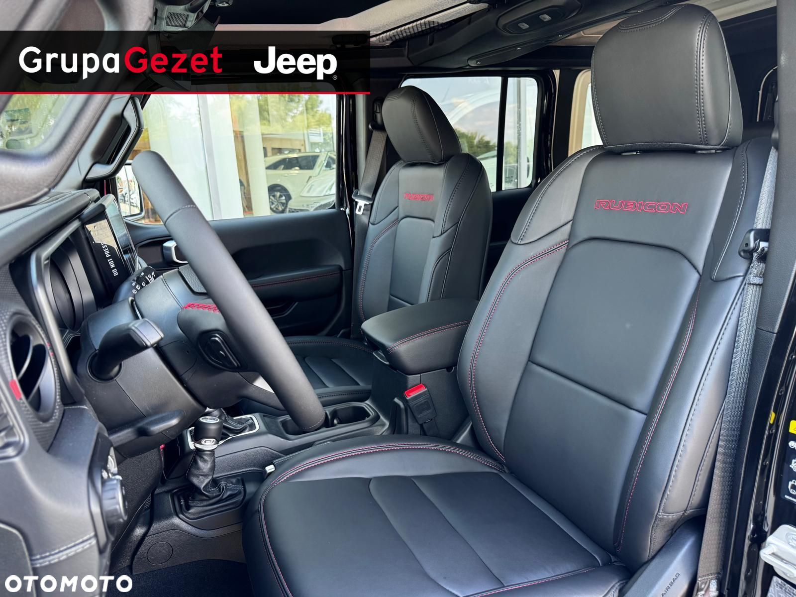 Jeep Wrangler - 11