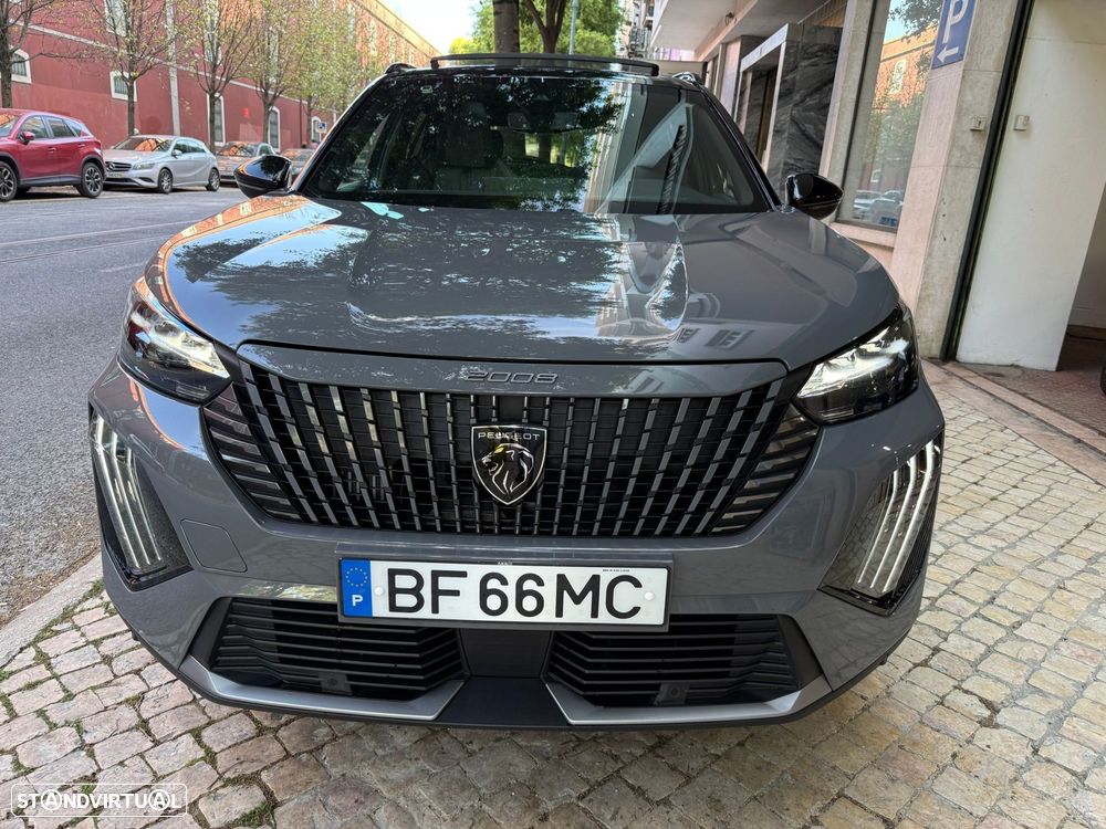 Peugeot 2008 1.2 PureTech GT EAT8 - 9