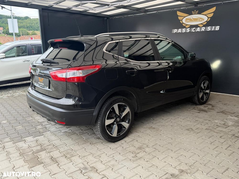Nissan Qashqai 1.6 DCI Xtronic N-Connecta - 3