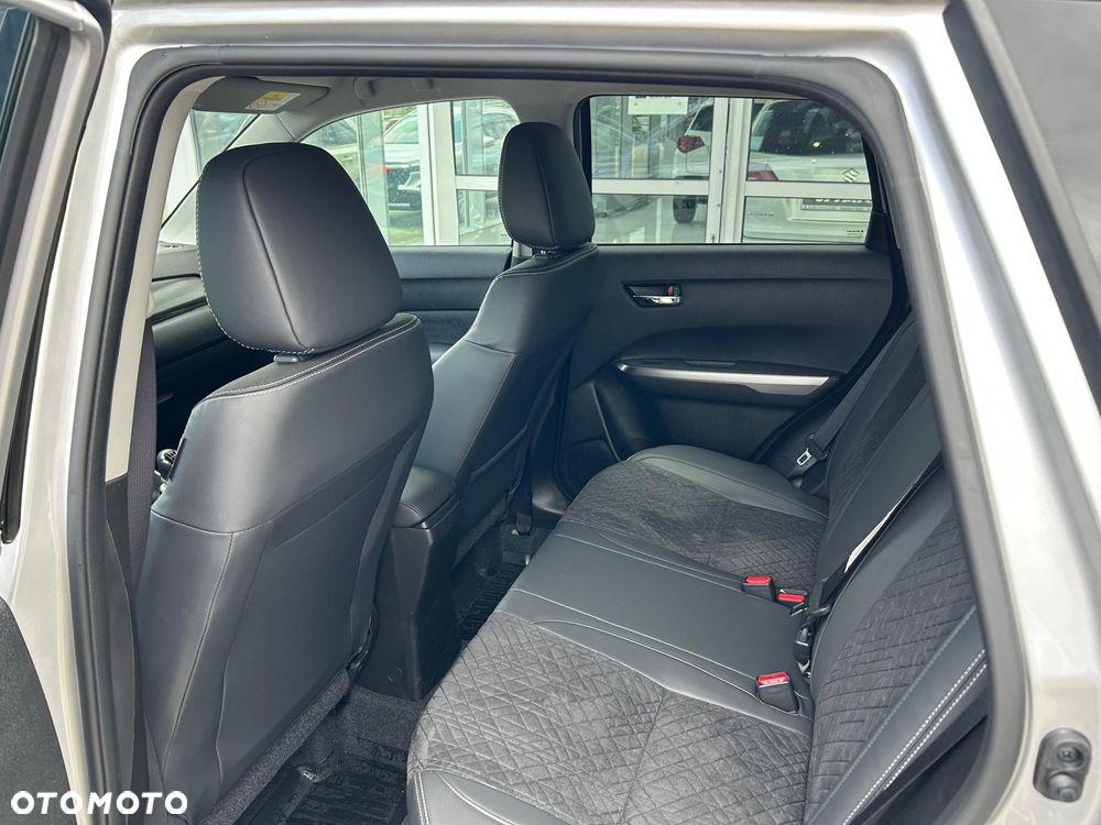 Suzuki Vitara 1.4 Boosterjet mHEV Elegance 2WD - 11