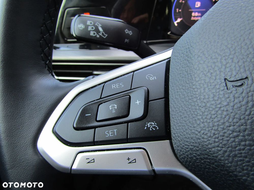 Volkswagen Golf VII 1.5 TSI BMT Highline DSG - 6