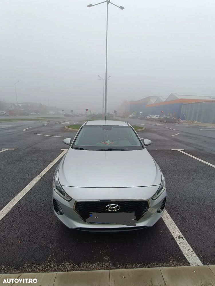 Hyundai i30 1.4 100CP 5DR M/T Highway - 9