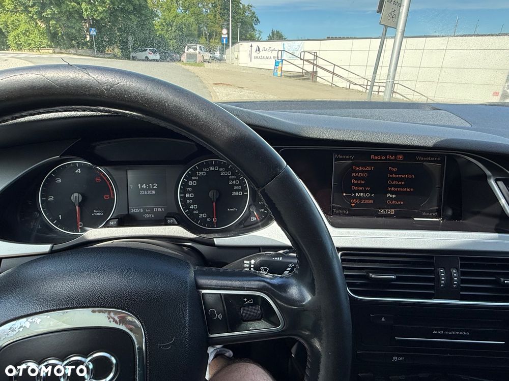 Audi A4 Avant - 16