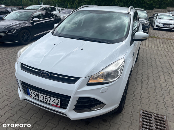Ford Kuga 1.6 EcoBoost 2x4 Titanium