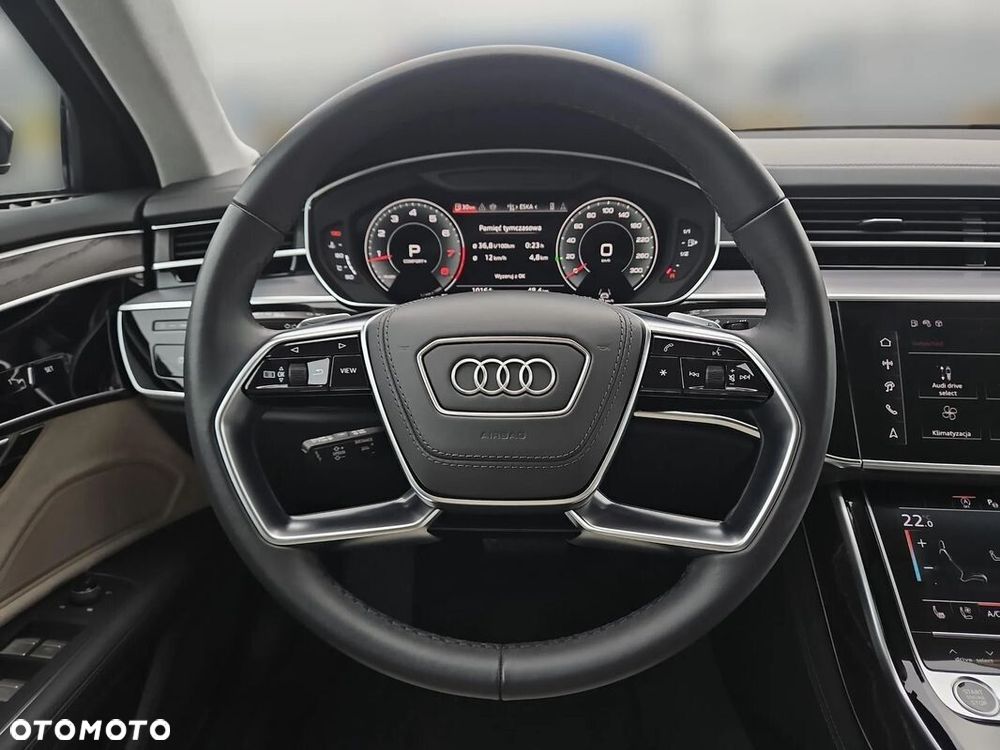 Audi A8 L 60 TFSI mHEV Quattro Tiptr - 32