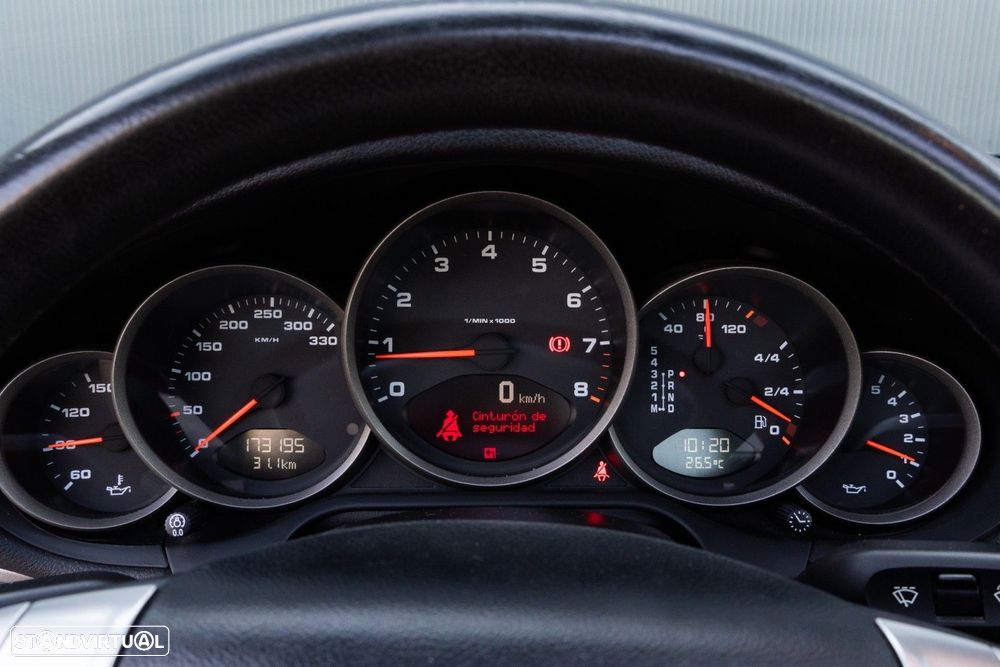 Porsche 911 (997) Carrera Tiptronic S - 12