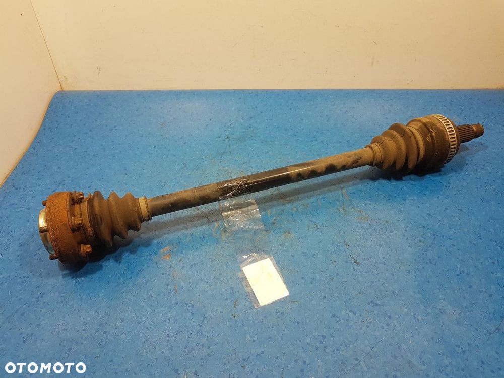 BMW E81 LIFT 2.0 B PÓŁOŚ PRAWA TYŁ - 1