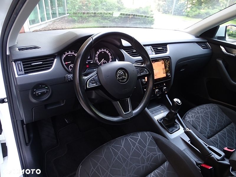 Skoda Octavia 2.0 TDI Clever - 14
