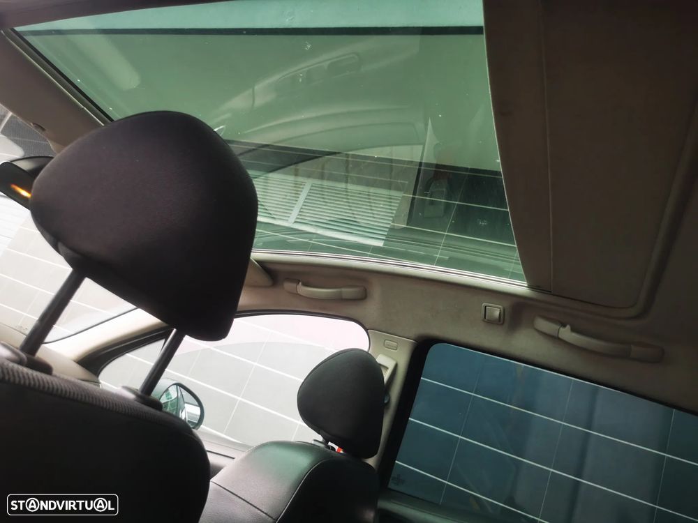 Peugeot 207 SW 1.6 HDi Outdoor FAP - 7