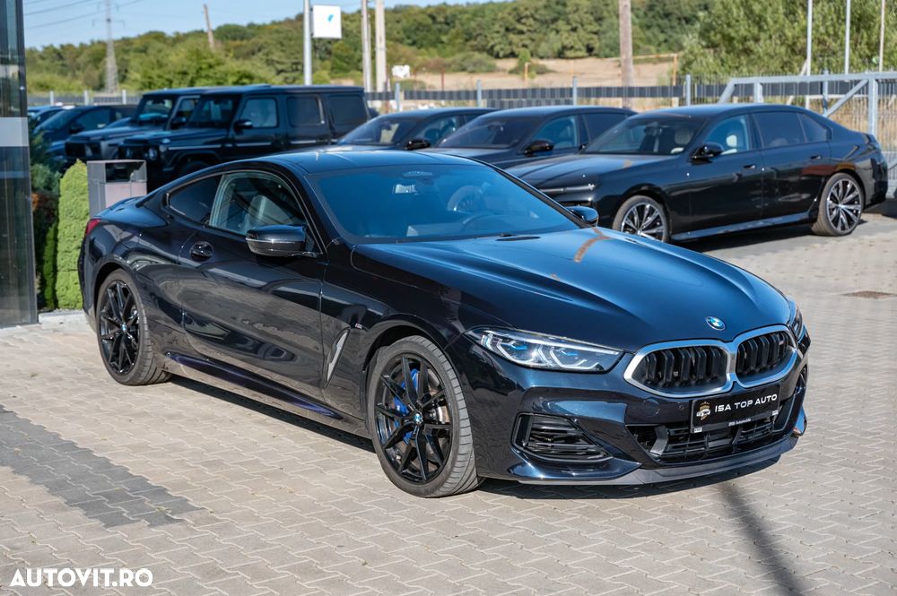 BMW M8 M850i xDrive - 36