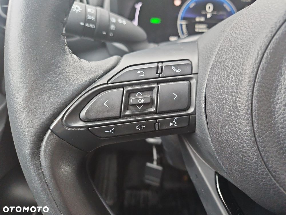 Toyota Yaris Hybrid 1.5 Style - 16