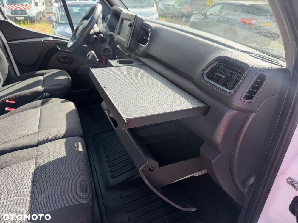 Renault Master - 18