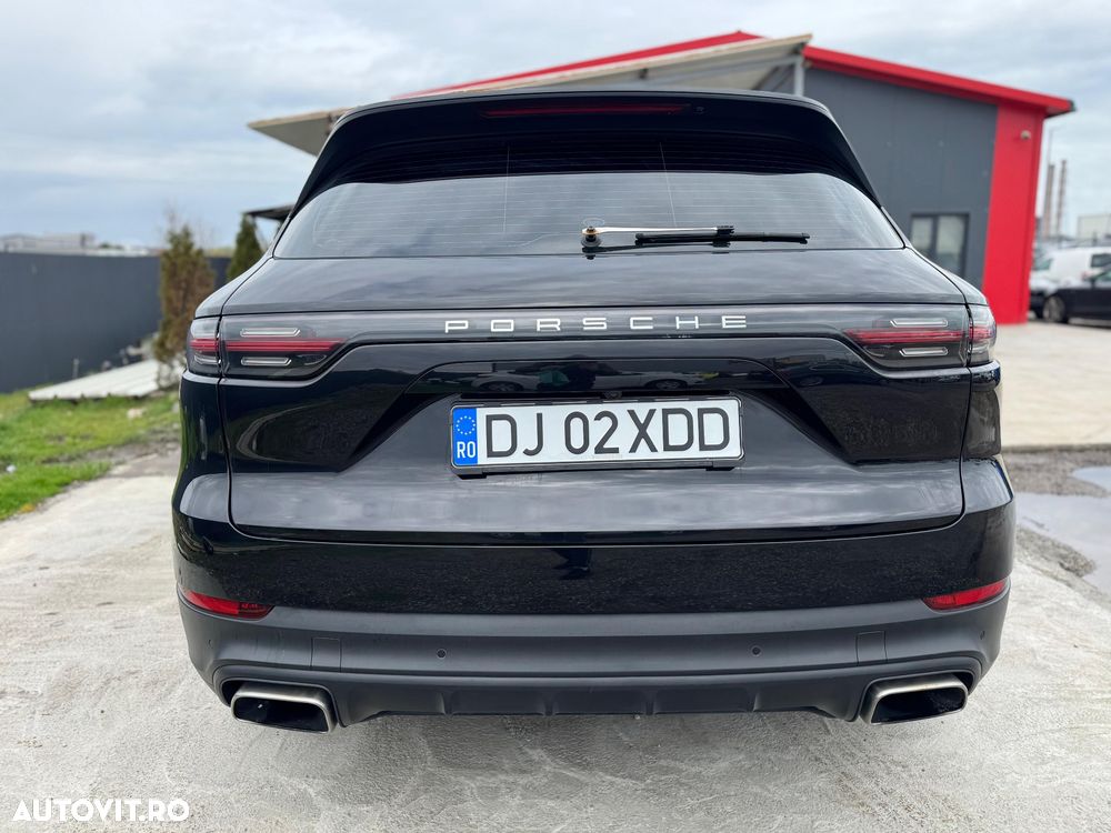 Porsche Cayenne Standard - 16