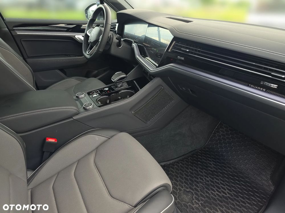 Volkswagen Touareg 3.0 V6 TDI 4Motion R-Line - 15