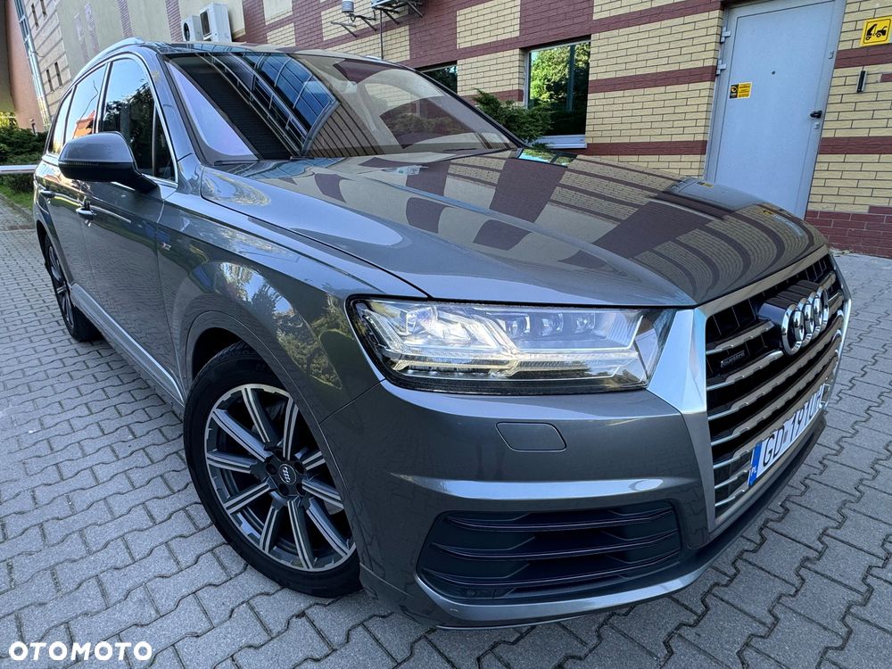 Audi Q7 - 10