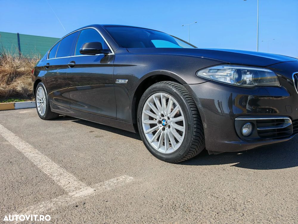 BMW Seria 5 520d xDrive AT - 2