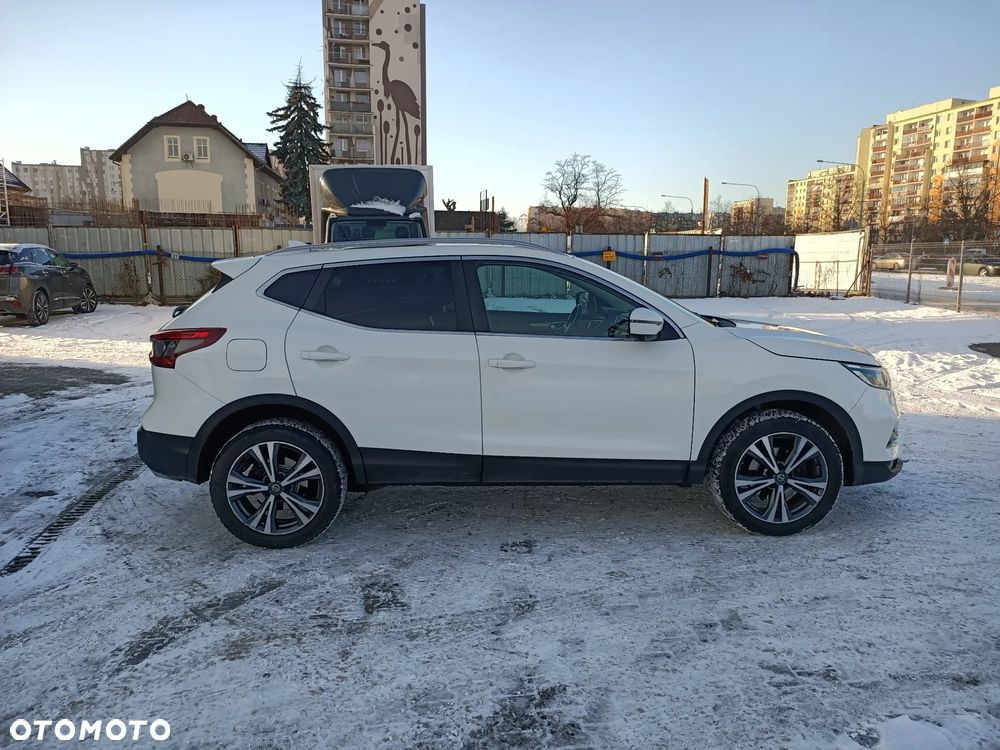 Nissan Qashqai 1.2 DIG-T N-Connecta - 6
