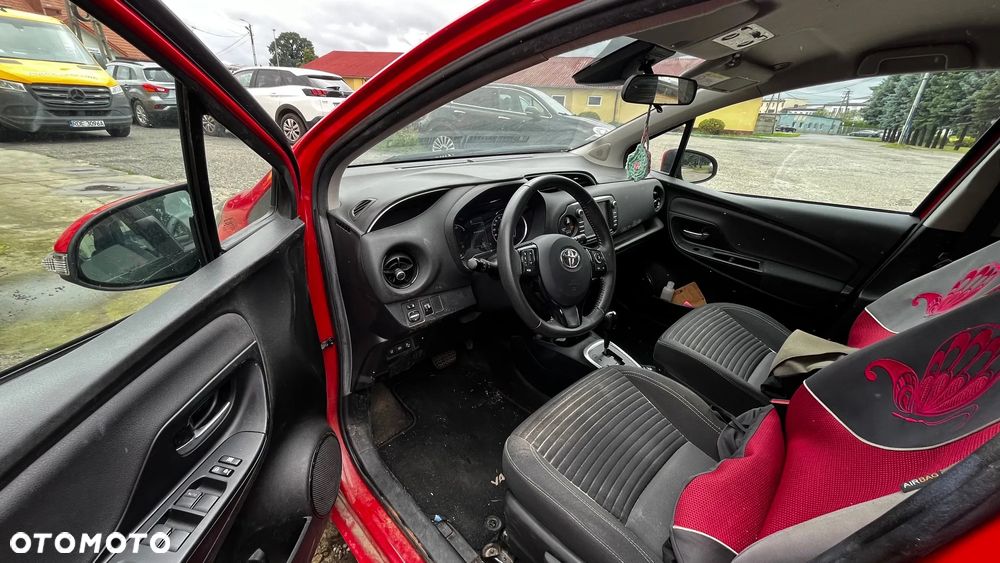 Toyota Yaris 1.5 VVT-i Comfort mit Design Paket - 7