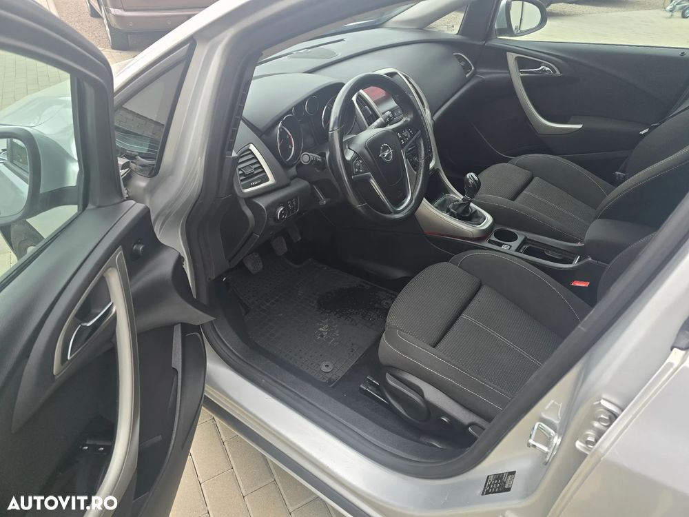 Opel Astra 1.7 CDTI DPF 150 Jahre - 6