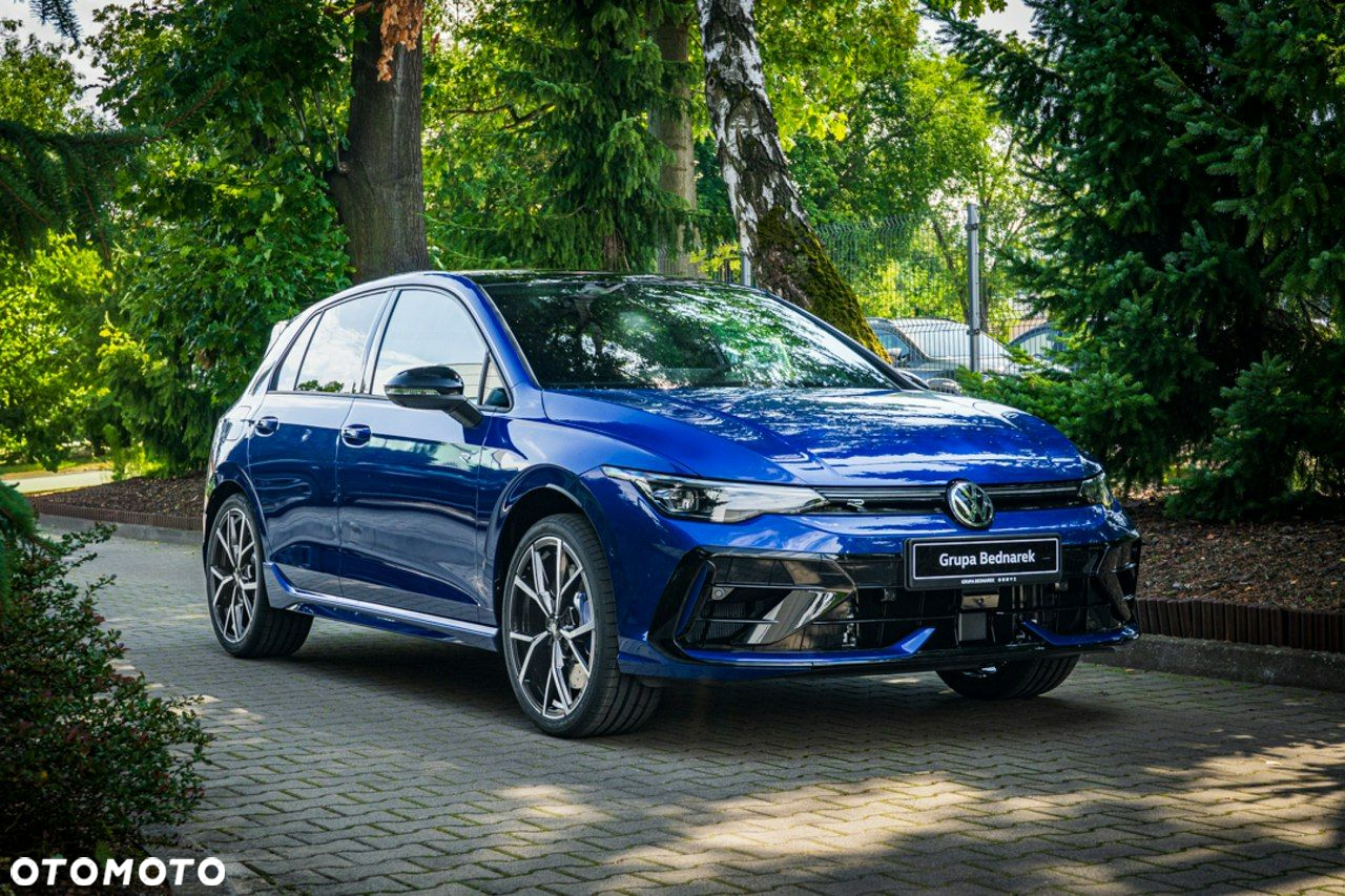 Volkswagen Golf - 31