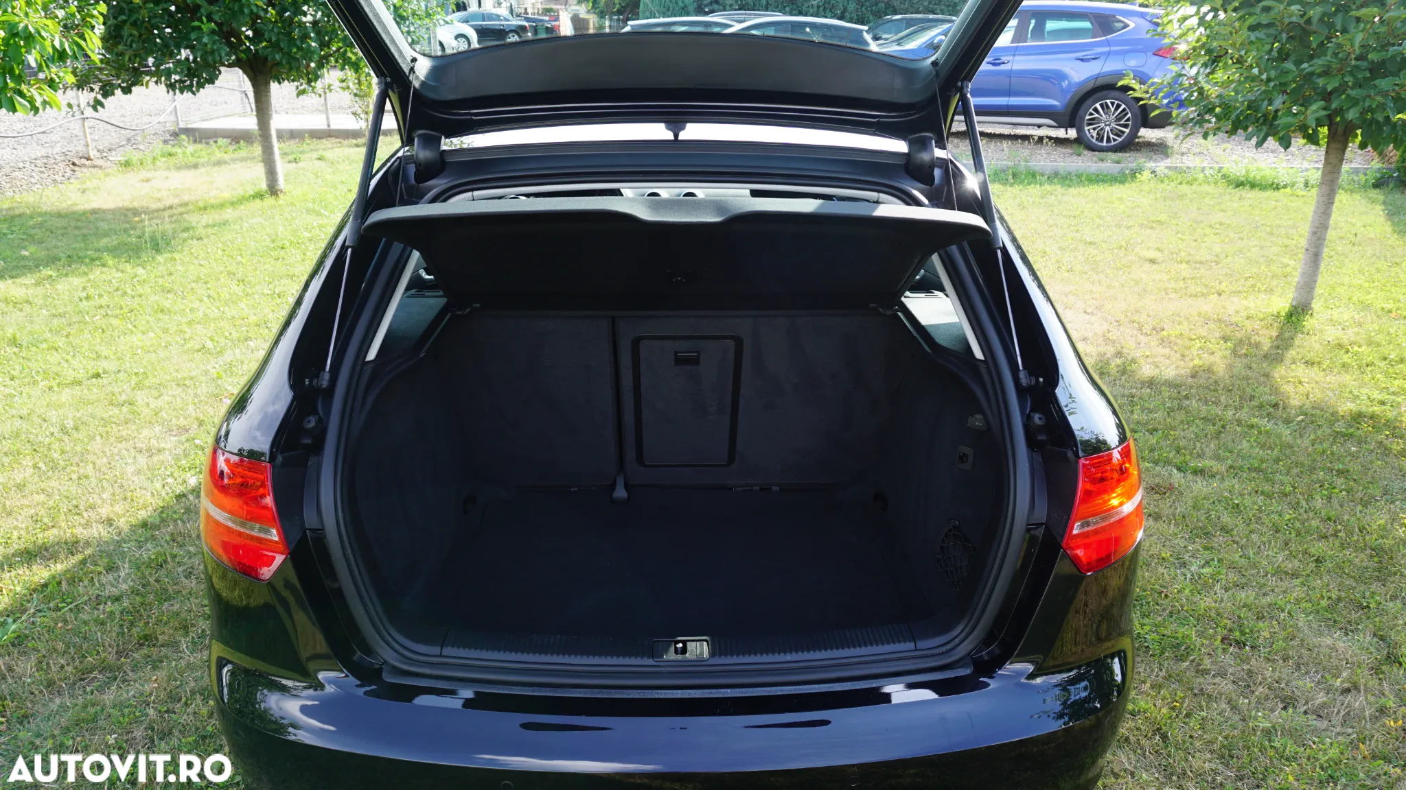 Audi A3 1.6 TDI Sportback DPF S tronic Attraction - 13