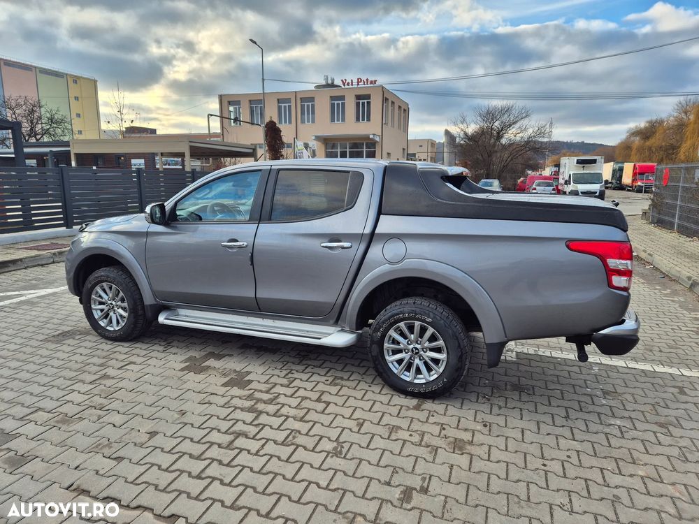 Mitsubishi L200 Double Cab 2.4 DI-D AS7G MIVEC IC Instyle - 25