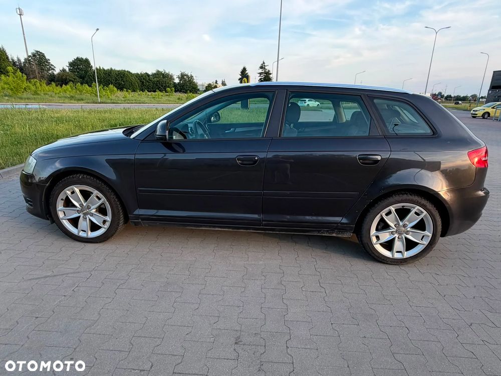 Audi A3 Sportback 2.0 TDI Ambition - 4