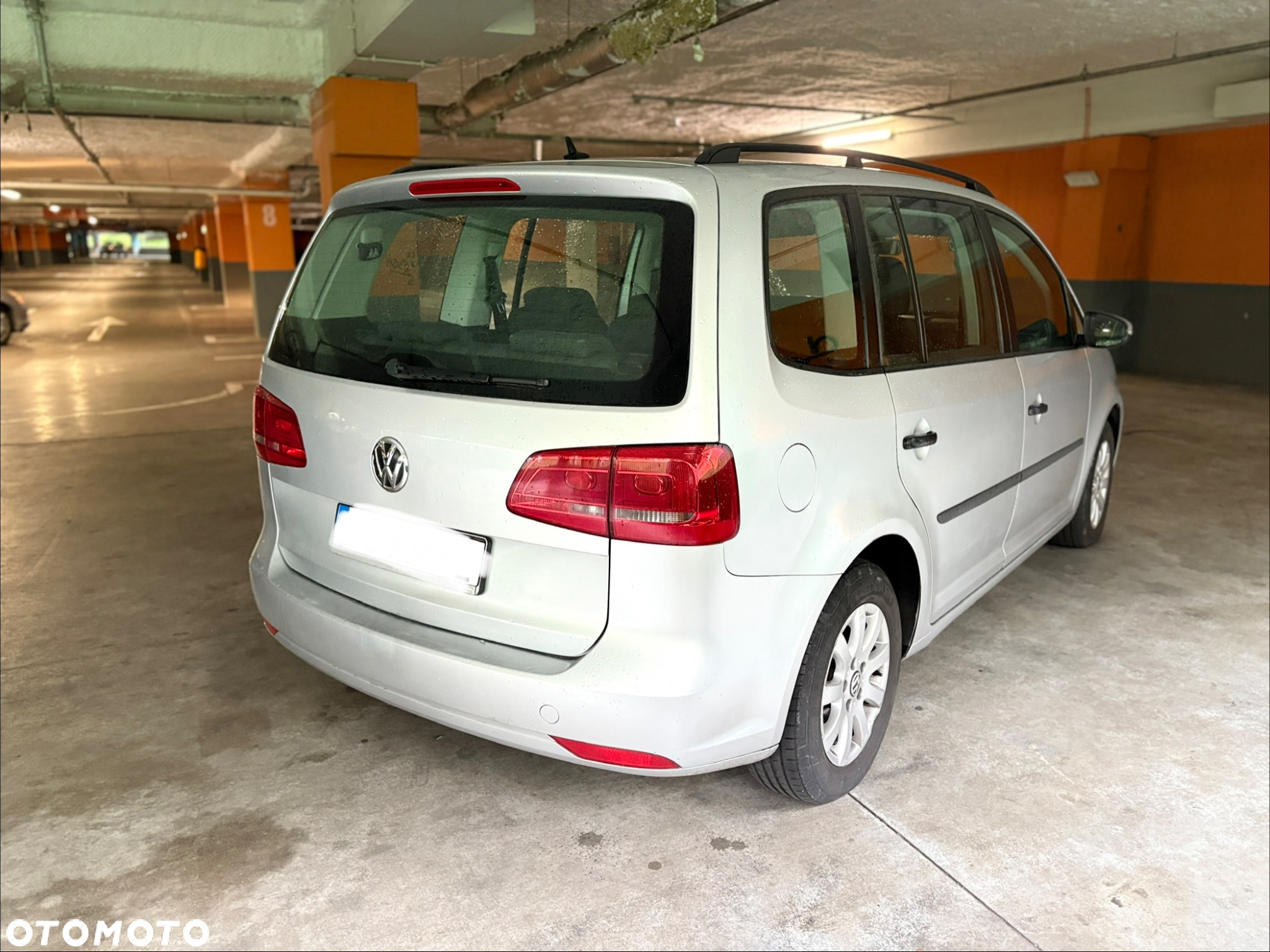 Volkswagen Touran 1.6 TDI DPF BlueMot Comfortline - 6