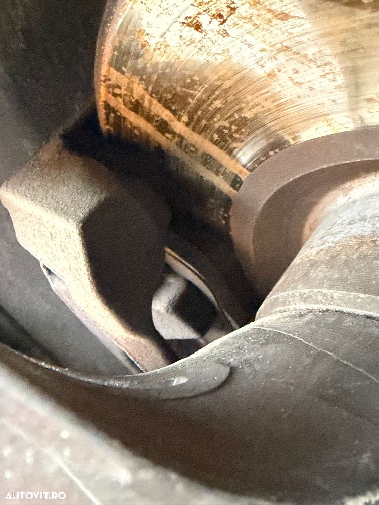 Peugeot 308 1.2 L PureTech Turbo S&S EAT8 Allure - 12