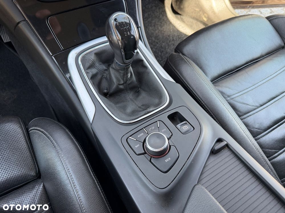 Opel Insignia 2.0 CDTI Cosmo S&S - 30