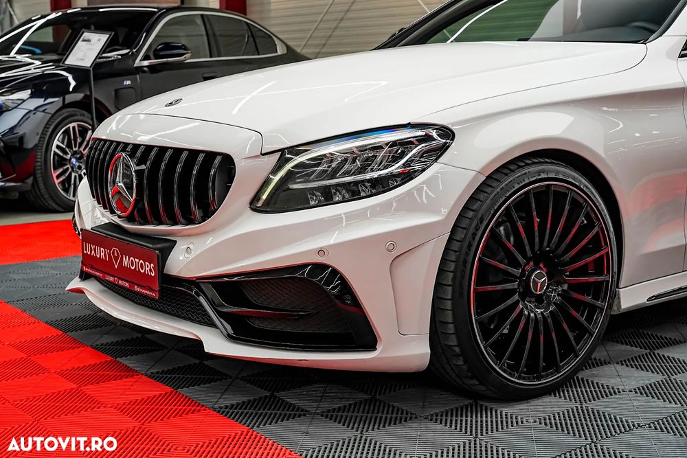Mercedes-Benz C 220 d Coupe 9G-TRONIC AMG Line - 17