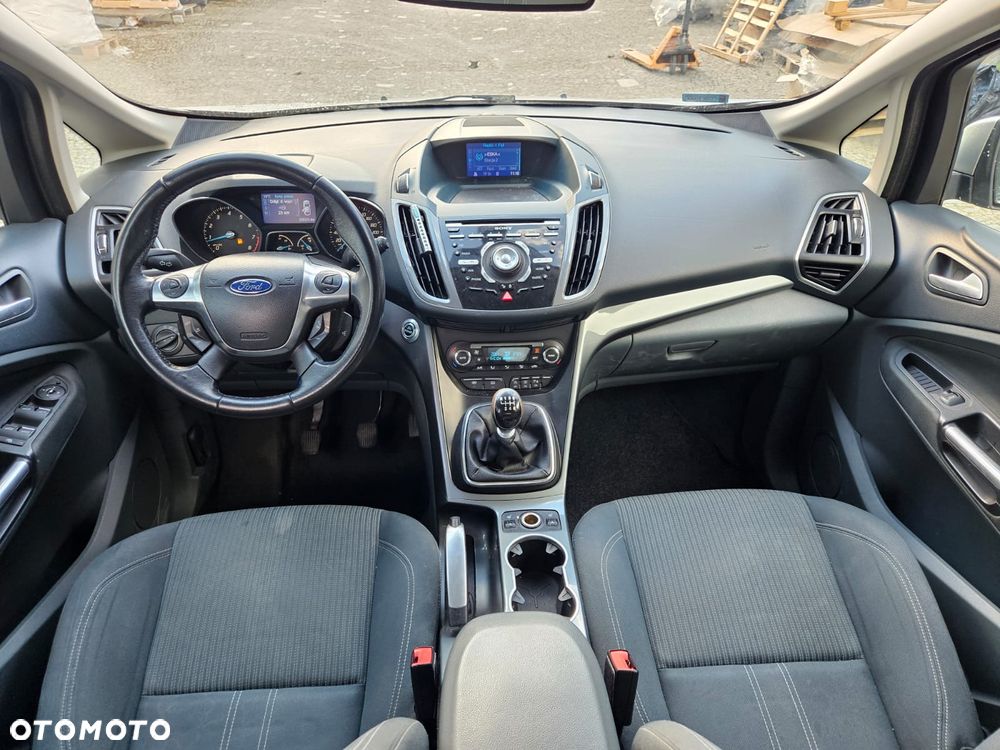 Ford Grand C-MAX - 16