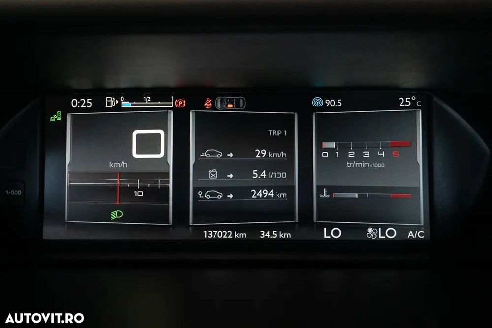Citroën C4 Picasso 1.6 e-HDI Intensive - 17