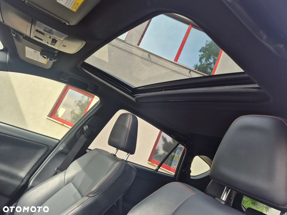 Toyota RAV4 - 10