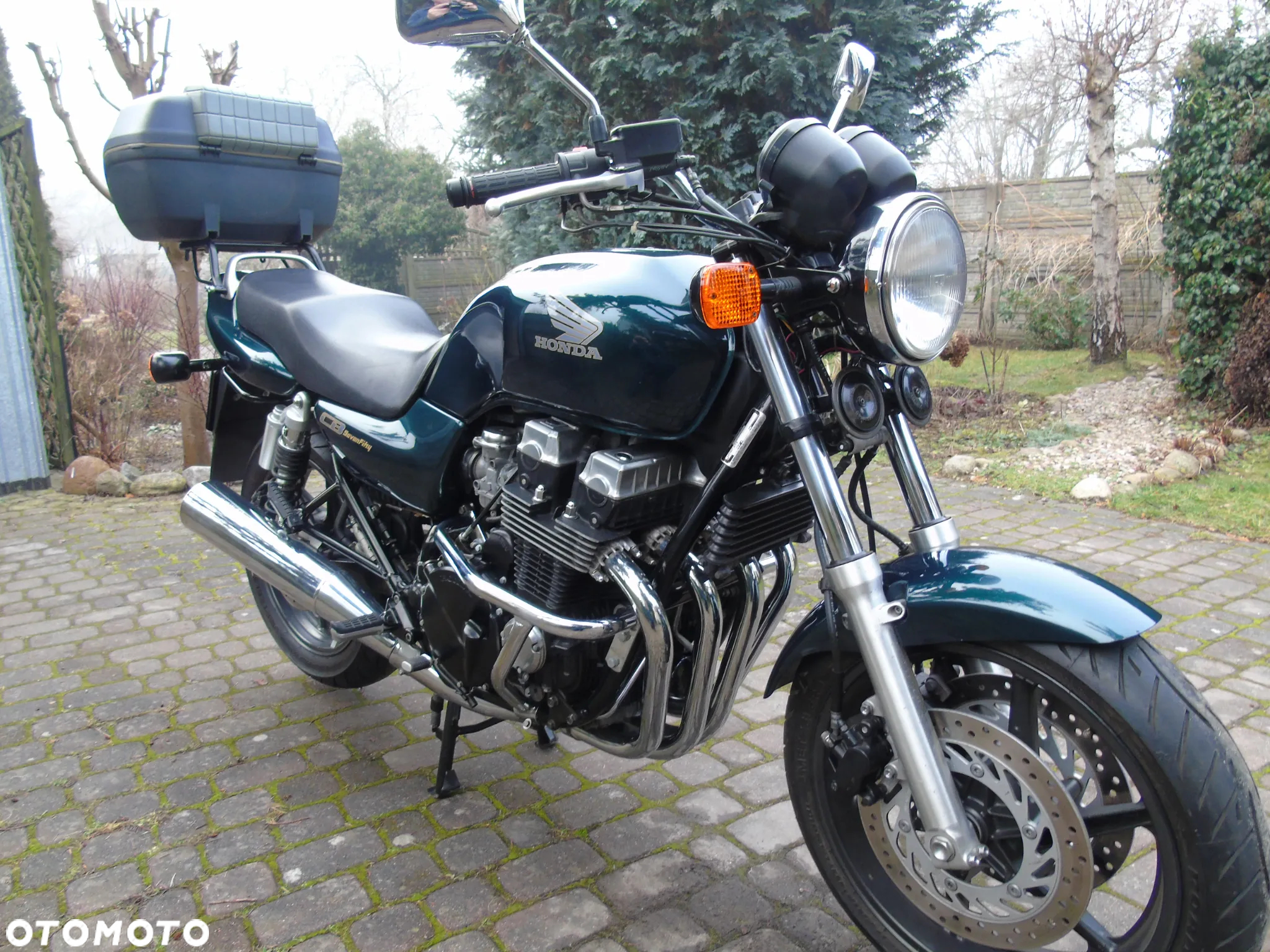 Honda CB - 10