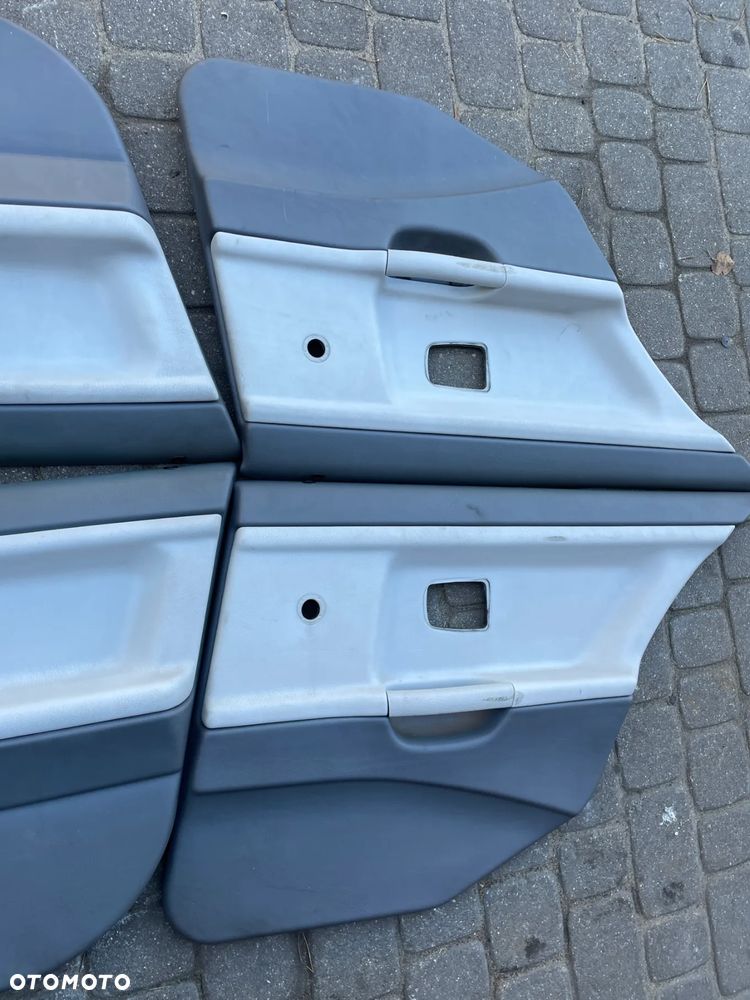 Boczki bmw e36 sedan skóra biała - 5