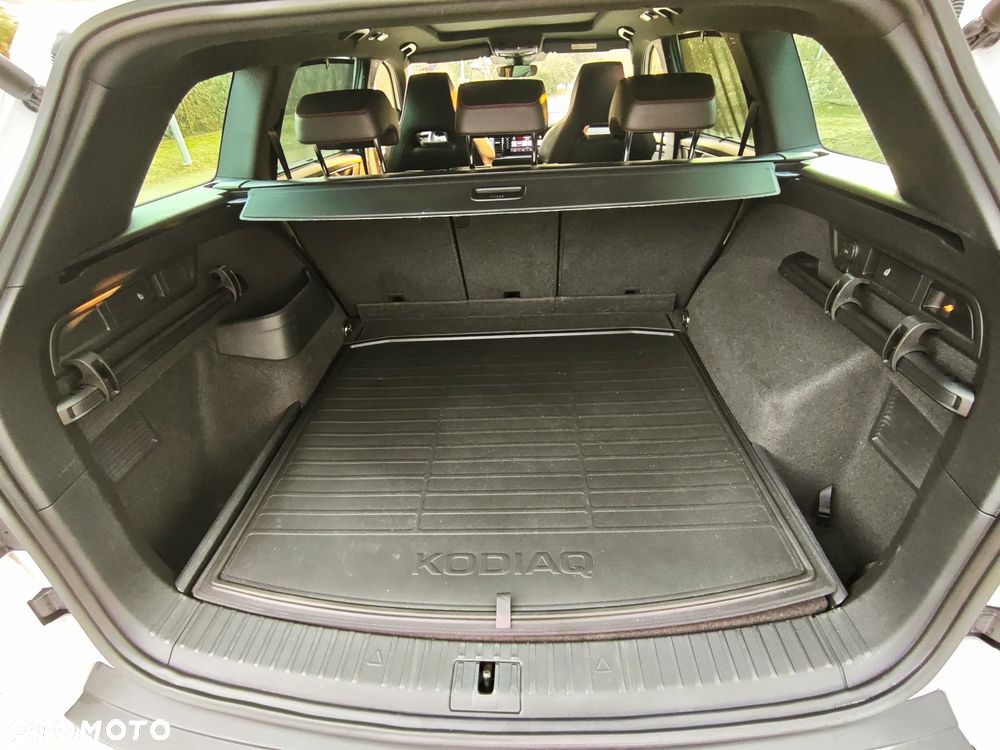 Skoda Kodiaq 2.0 Bi-TDI 4x4 RS DSG 7os - 28