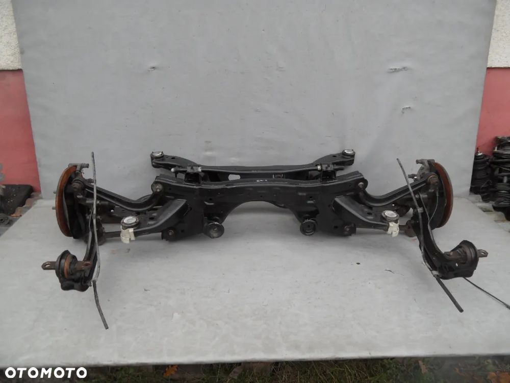 Zawieszenie tylne tył sanki belka Mazda CX5 I 4WD