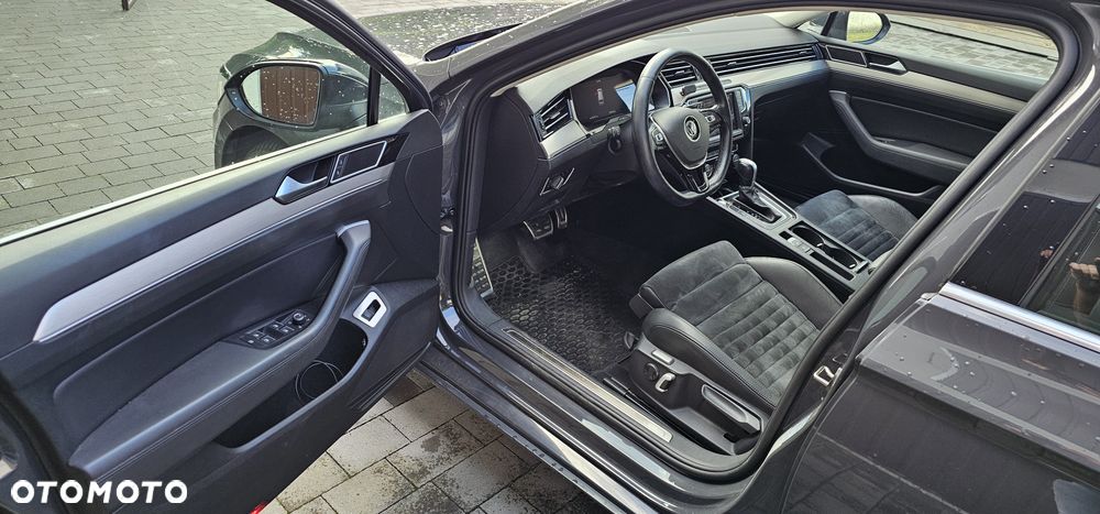 Volkswagen Passat 1.6 TDI SCR DSG Comfortline - 15