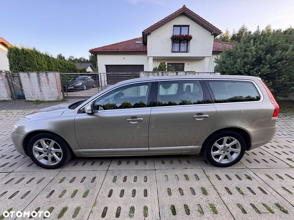 Volvo V70 D4 Drive-E Momentum - 8