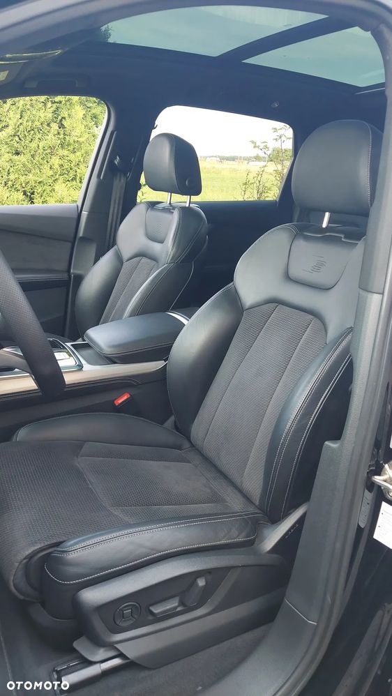 Audi Q7 55 TFSI quattro tiptronic S line - 16