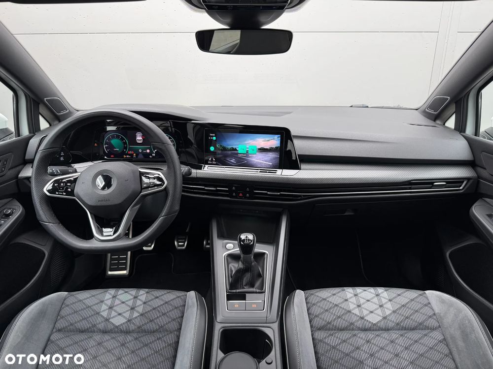 Volkswagen Golf 1.5 TSI OPF R-Line - 21