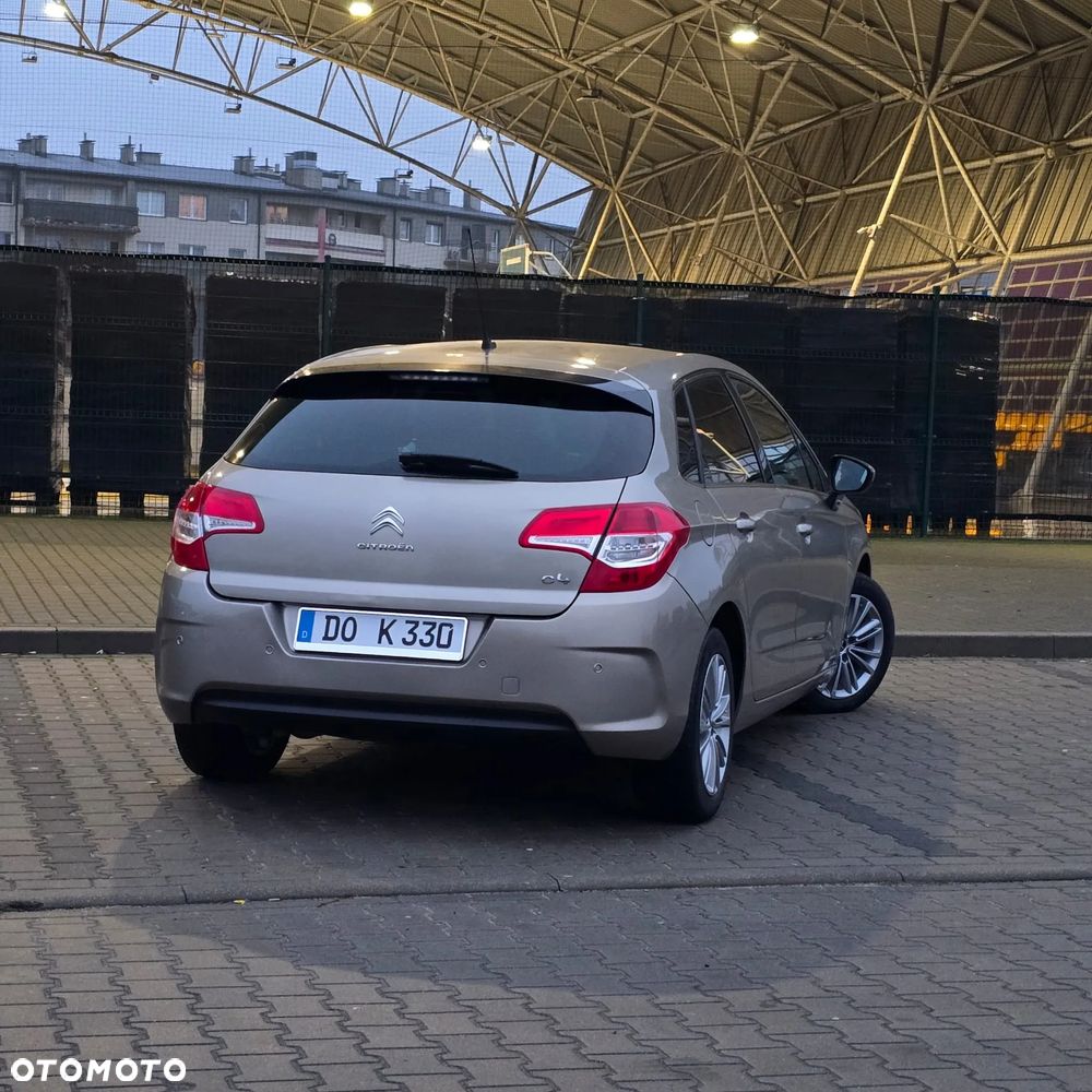 Citroën C4 VTi 120 Exclusive - 6