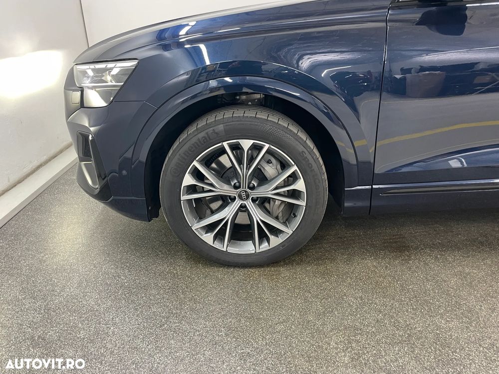 Audi Q8 SUV TFSI e quattro 290 kW tiptronic - 3