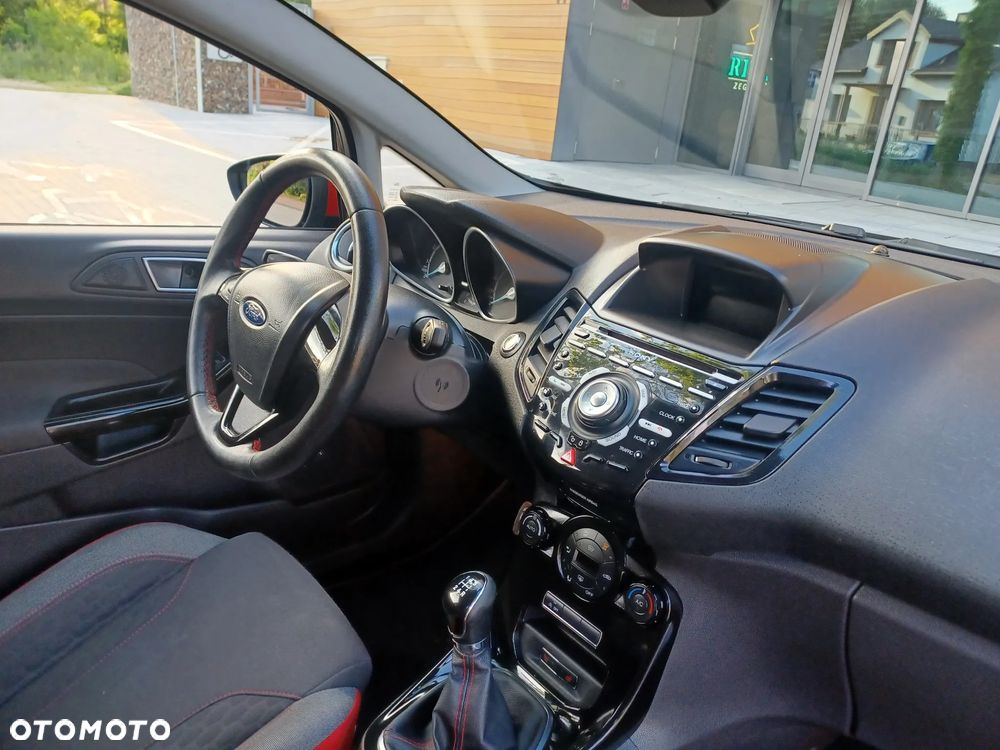 Ford Fiesta - 13