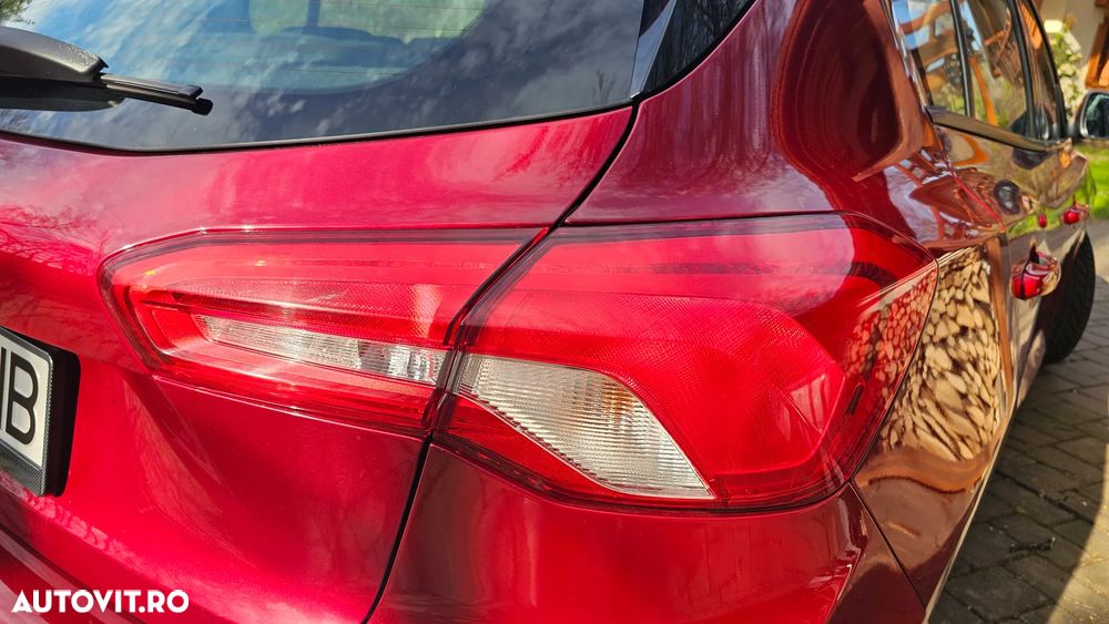 Ford Focus 1.0 EcoBoost Trend Edition - 9