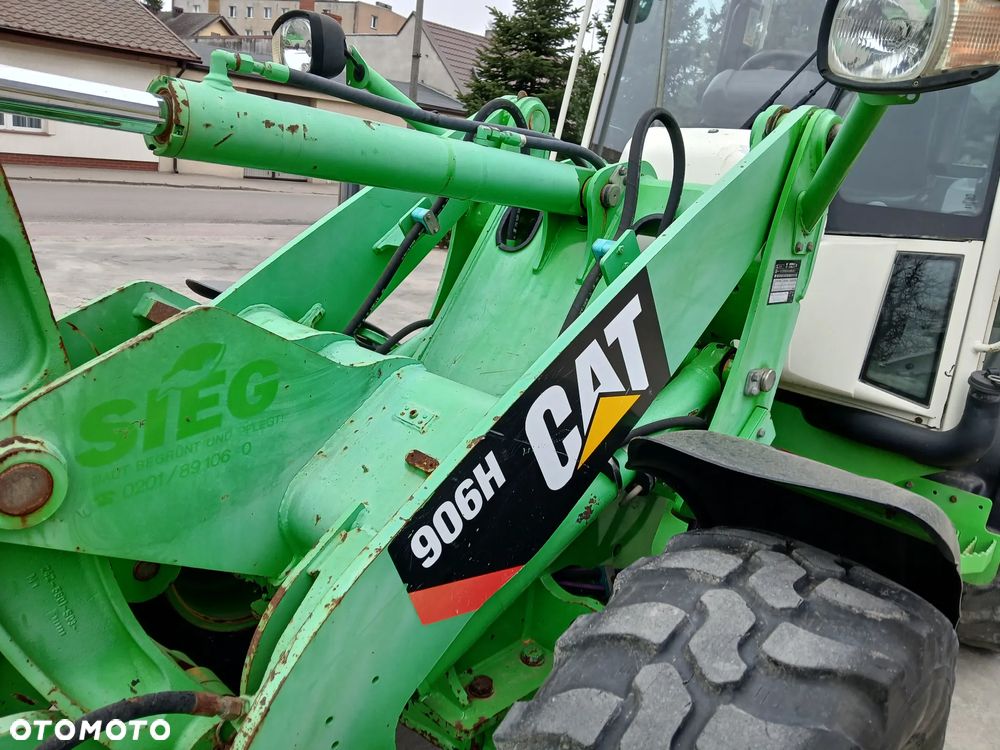 Caterpillar 906H 2009 łyżka widły ładowarka z Niemiec - 25