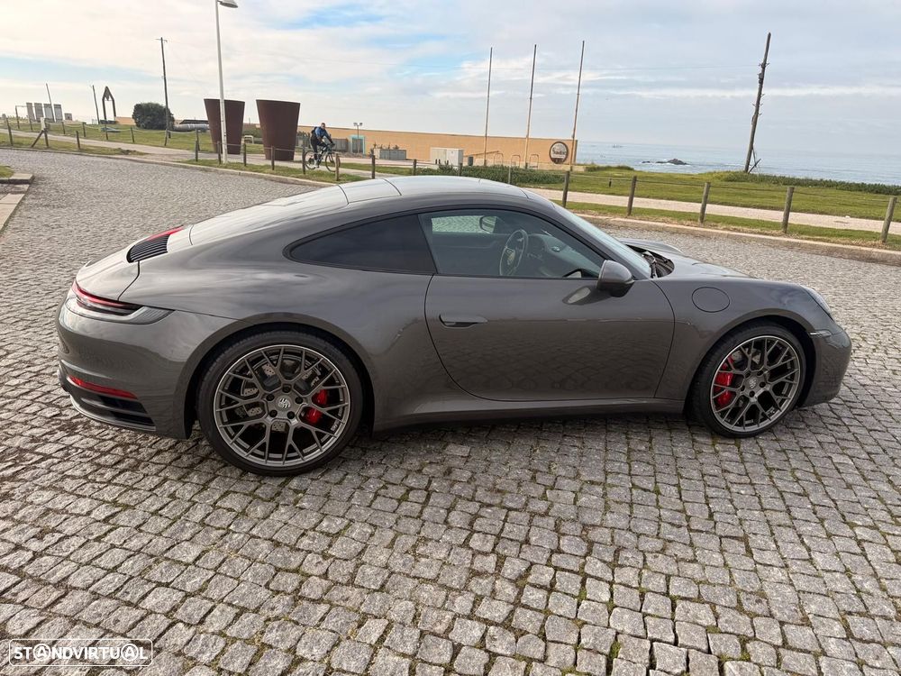 Porsche 911 Série F - 19