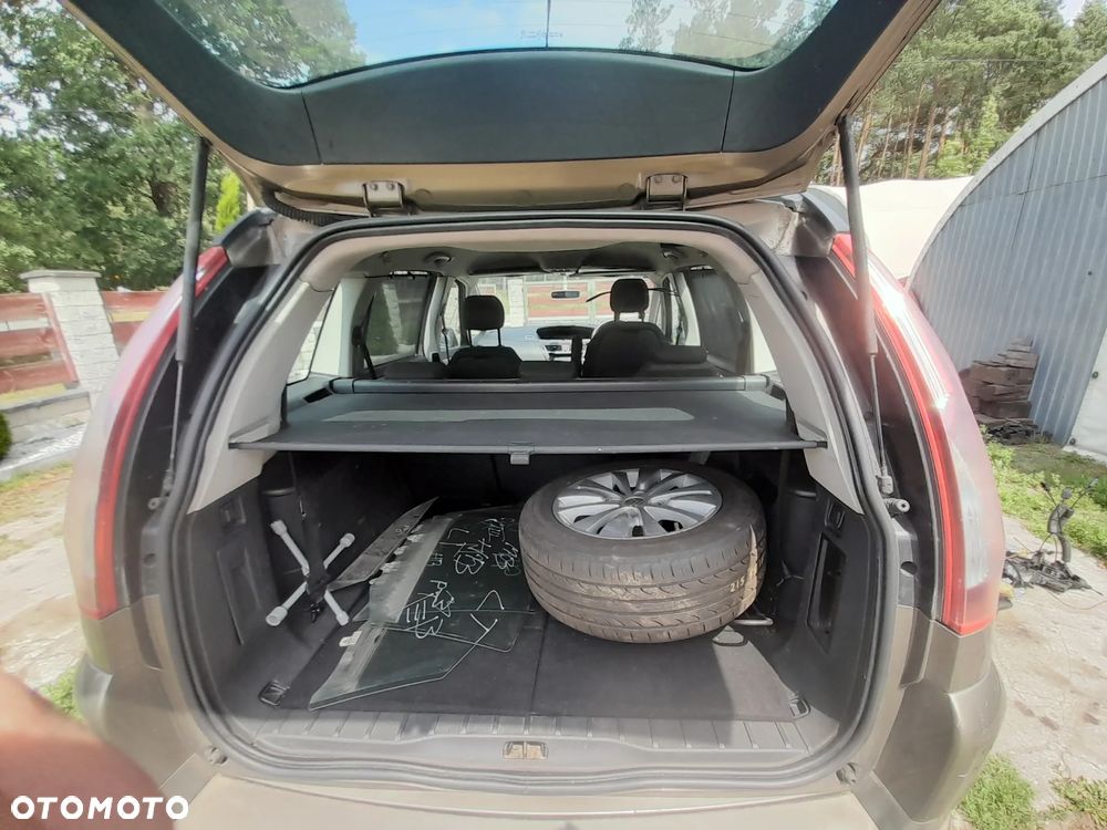 Citroen C4 GRAND PICASSO roleta bagażnika - 1