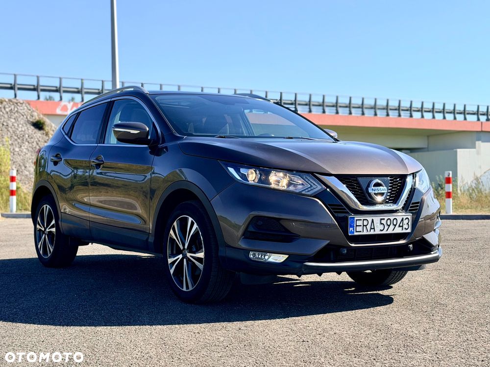 Nissan Qashqai 1.2 DIG-T N-Connecta - 1